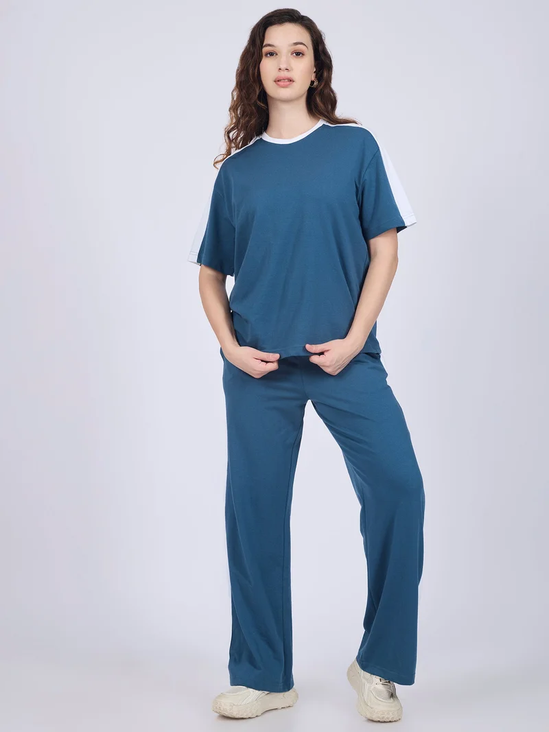 أوجيدر طقم تي شيرت وبنطلون رياضي مخطط باللون الأزرق